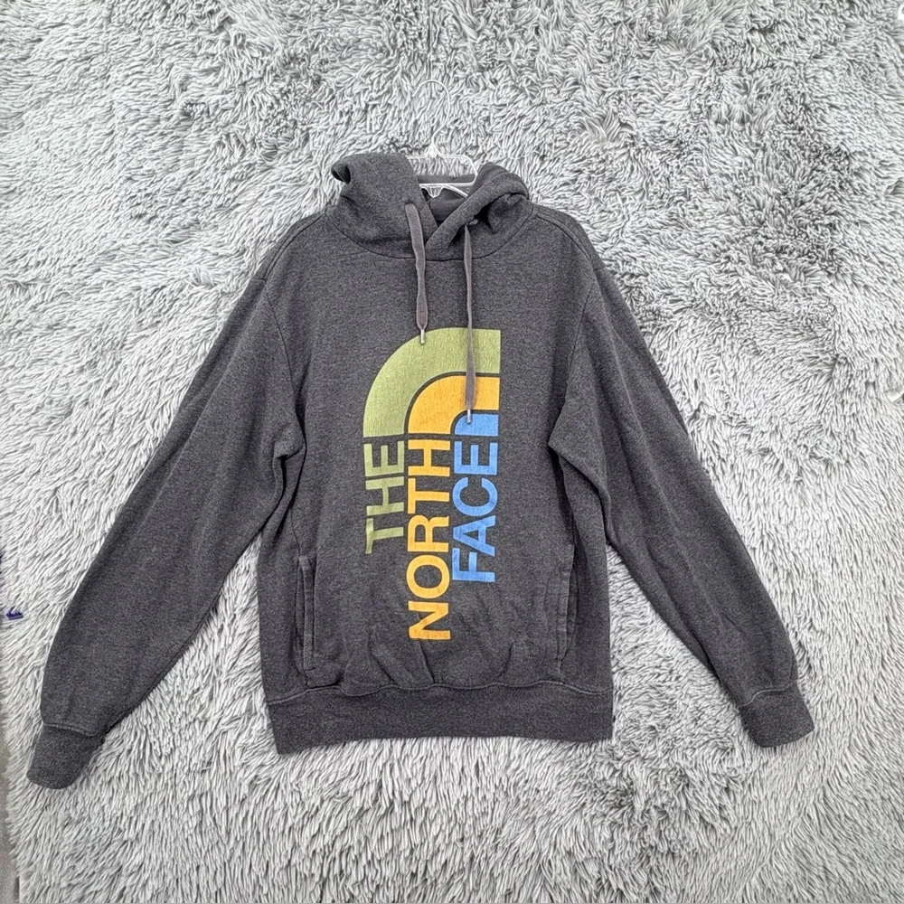 North Face Hoodie Mens Small Gray Spellout Graphic Pullover